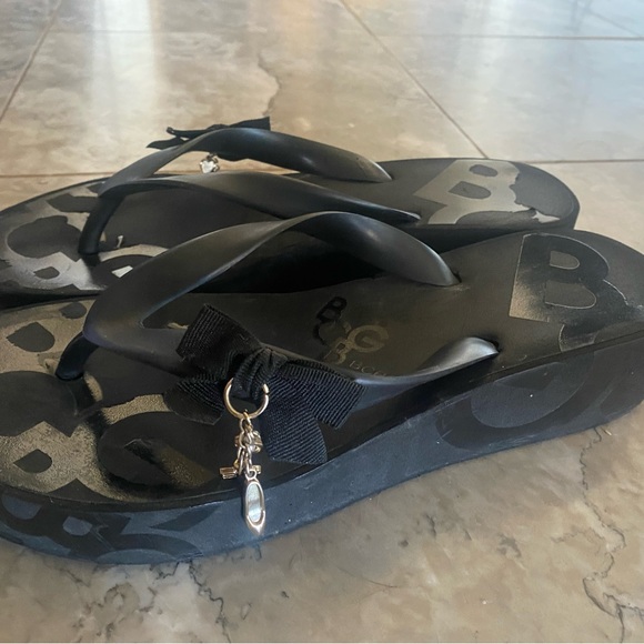 BCBG Gold Charmed Sandal - Picture 5 of 7